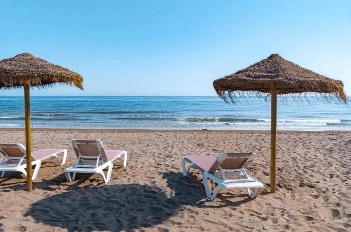 Marbella Pleasant Duplex By Elviria Las Dunas Beach Экстерьер фото
